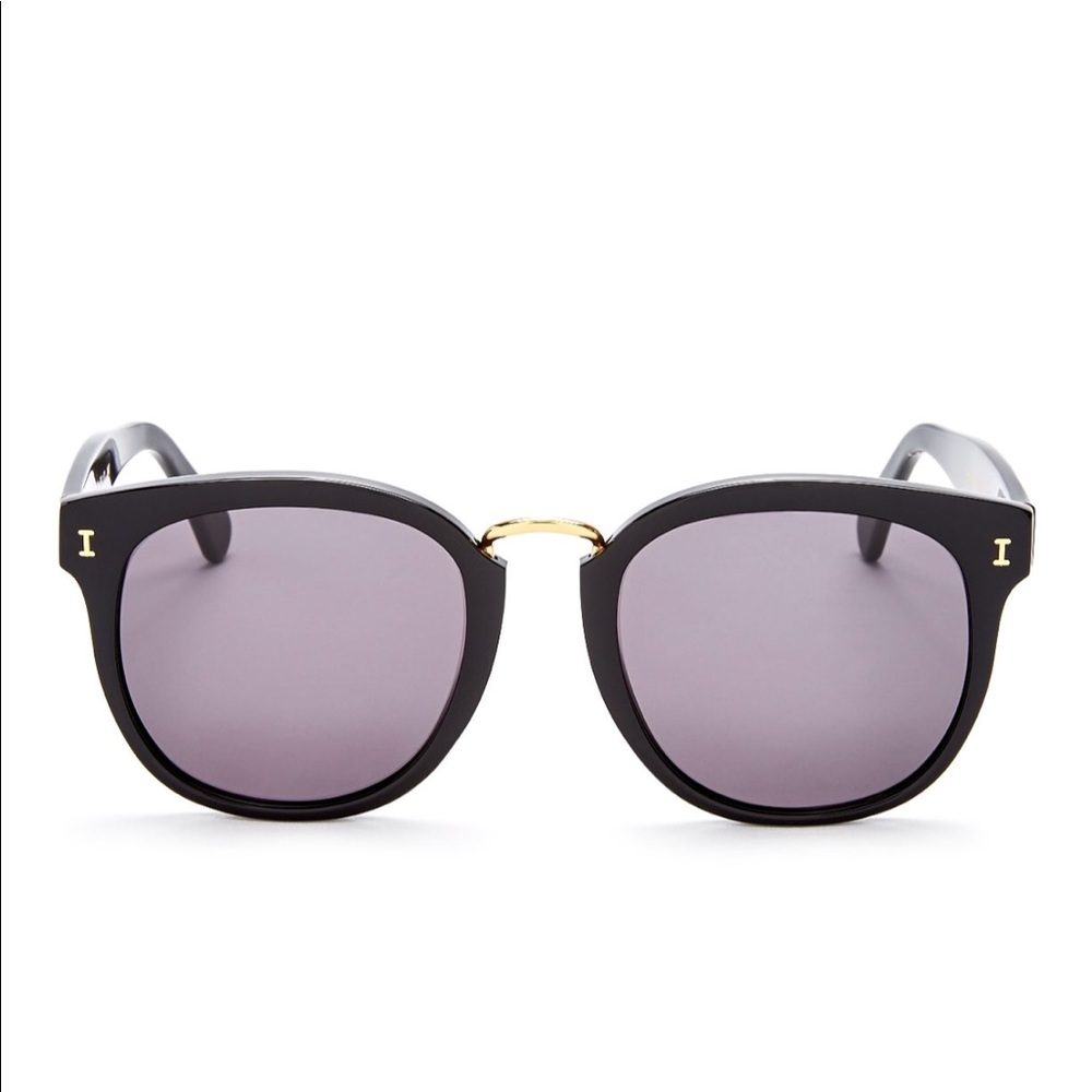 Illesteva Sardinia Oversized Round Sunglasses